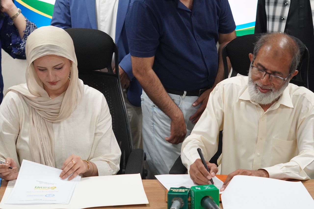 KhudMukhtar SAWI and Helping Hands for Humanity MOU